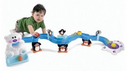 Игровой центр - "Ледяные горки" Fisher price